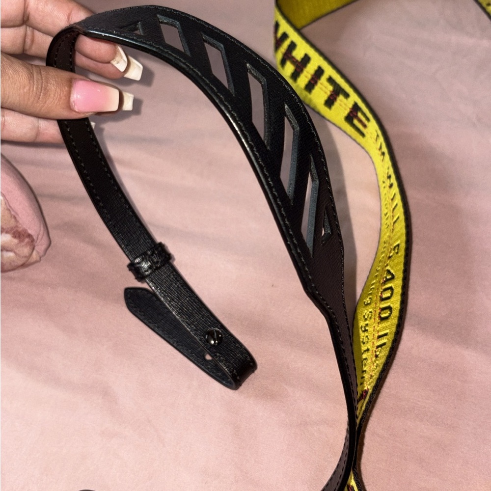 Off-White Black and White Striped Crossbody Bag with 2 straps. - Picture 3 of 8